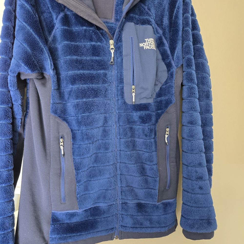 Mens The North Face Navy and Gray Fleece Jacket